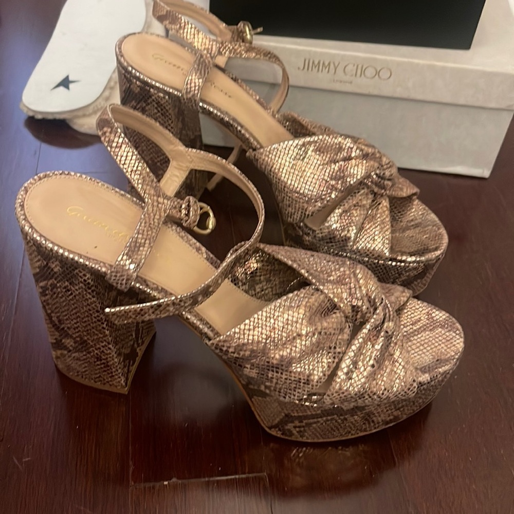 Snake skin plat form heels